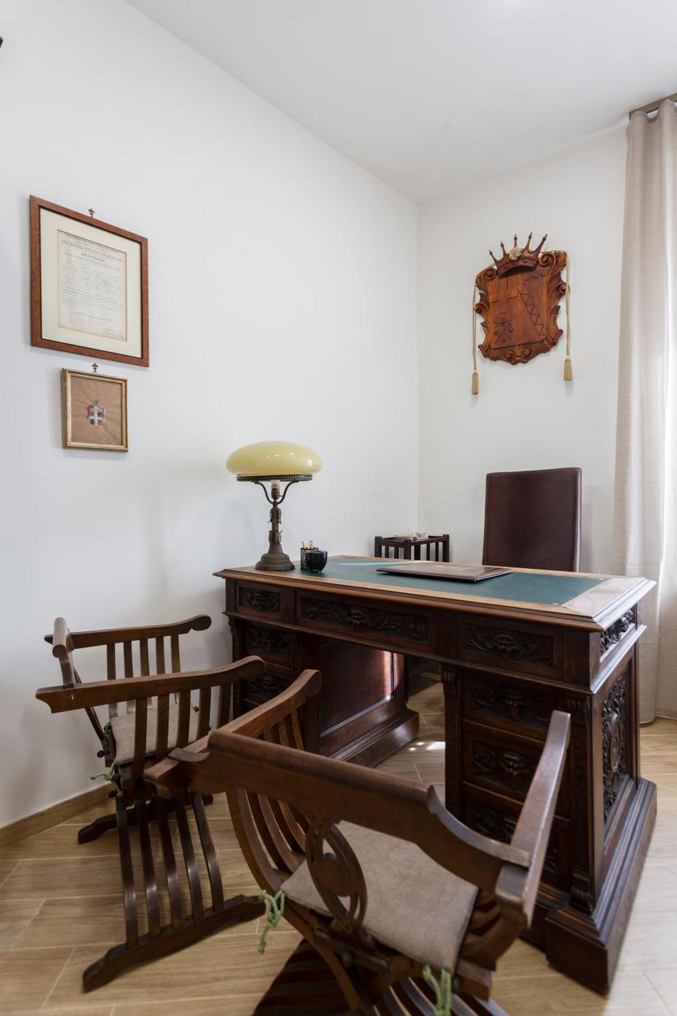 Residenza 33 Hotel Napoli Bagian luar foto