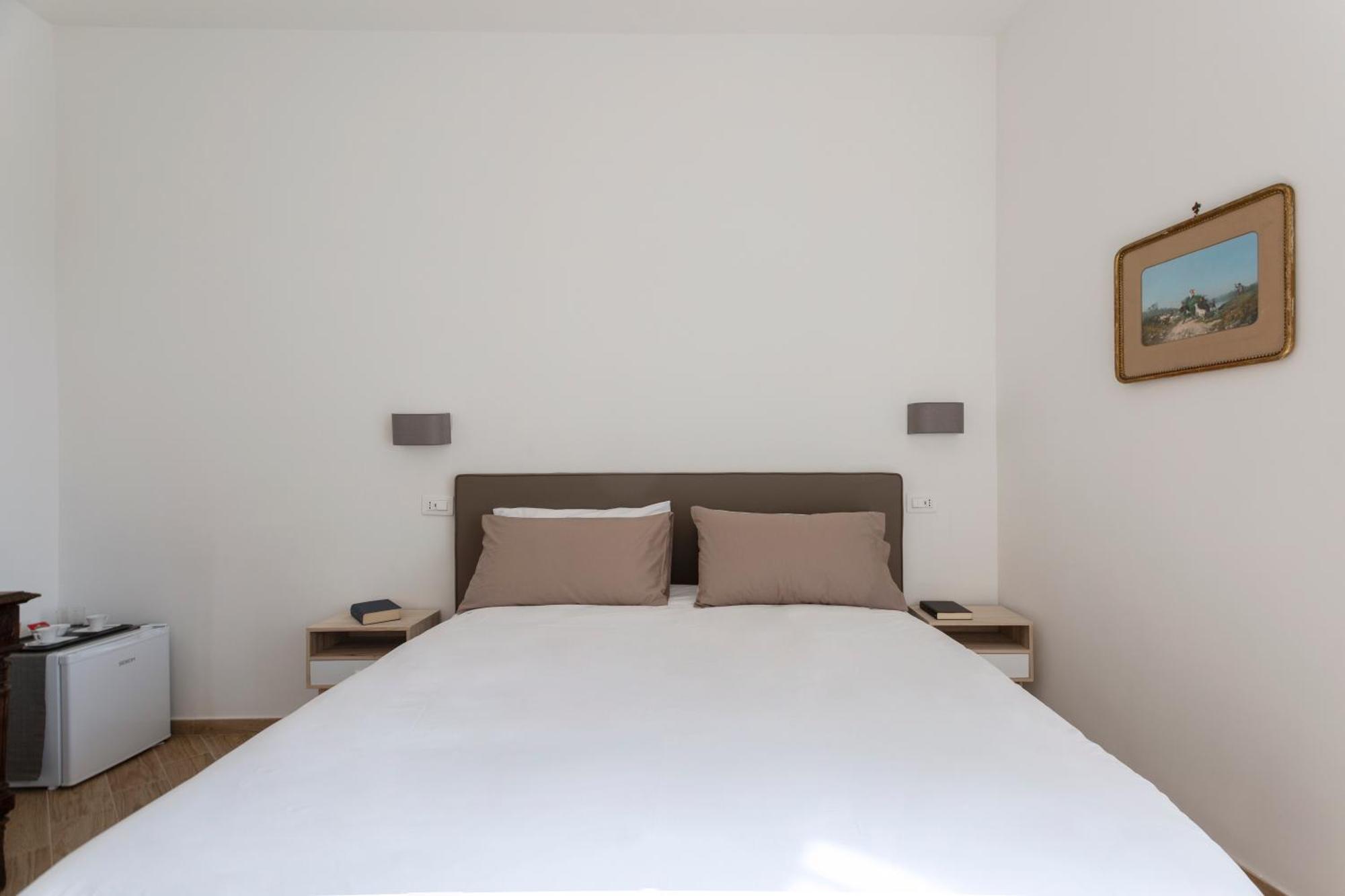 Residenza 33 Hotel Napoli Bagian luar foto