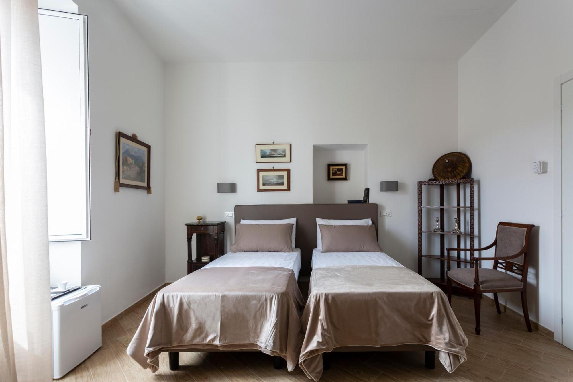 Residenza 33 Hotel Napoli Bagian luar foto