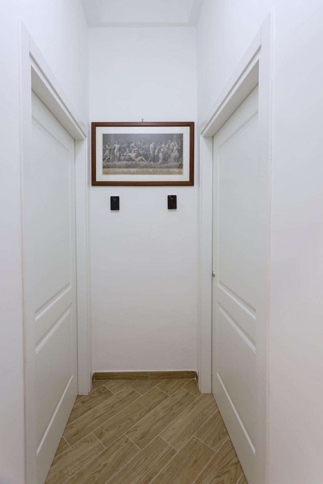 Residenza 33 Hotel Napoli Bagian luar foto