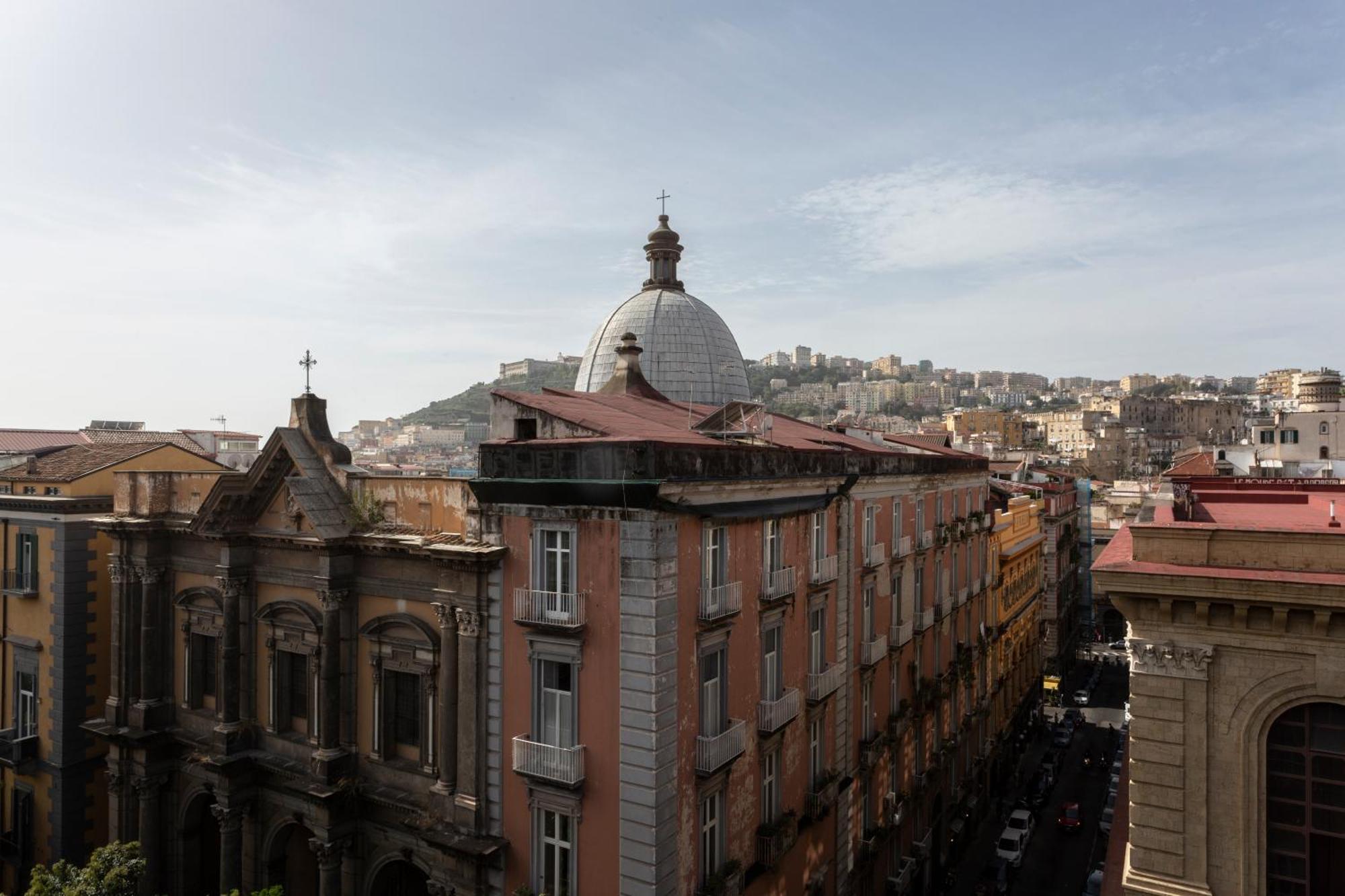 Residenza 33 Hotel Napoli Bagian luar foto
