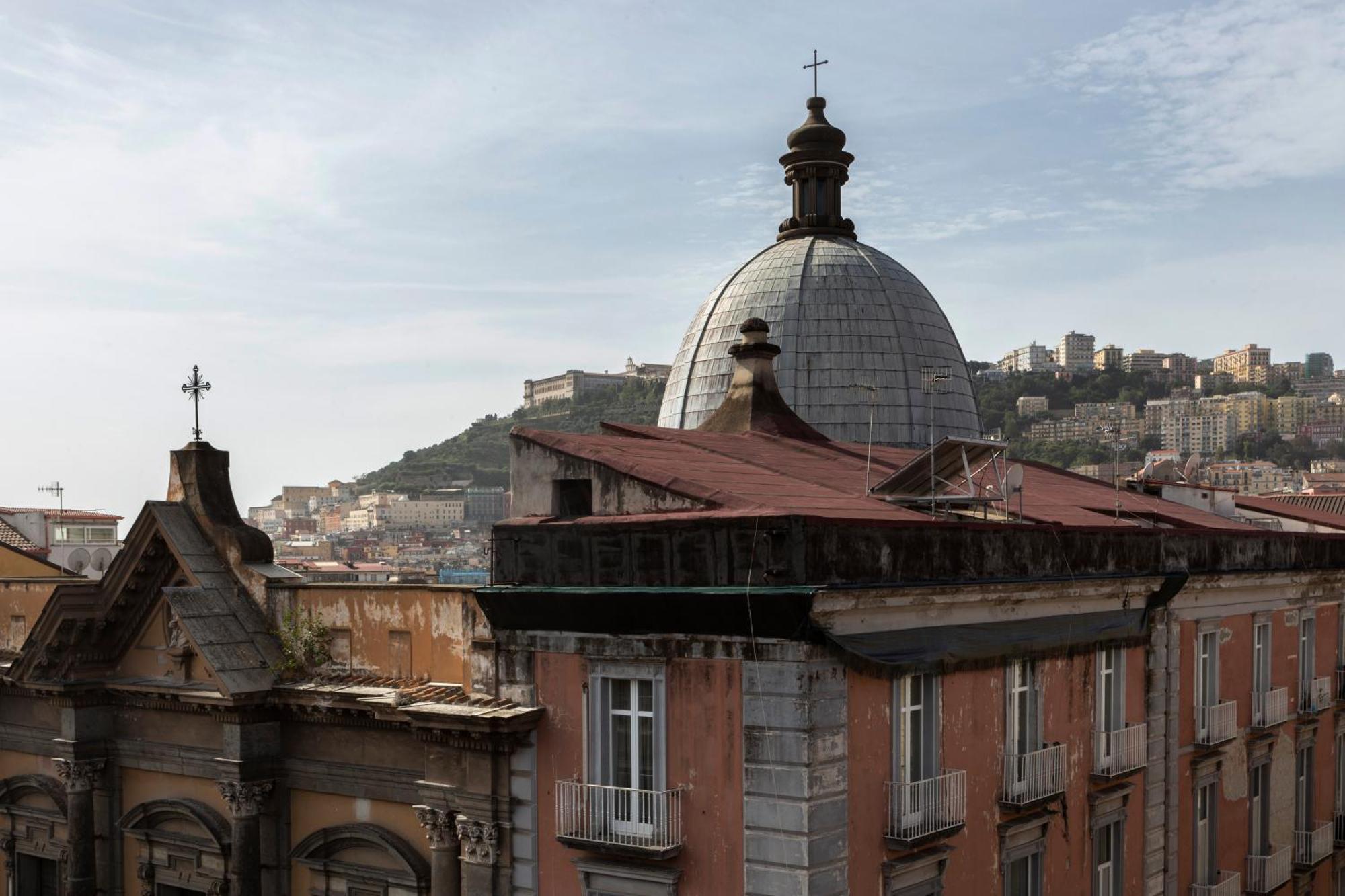 Residenza 33 Hotel Napoli Bagian luar foto