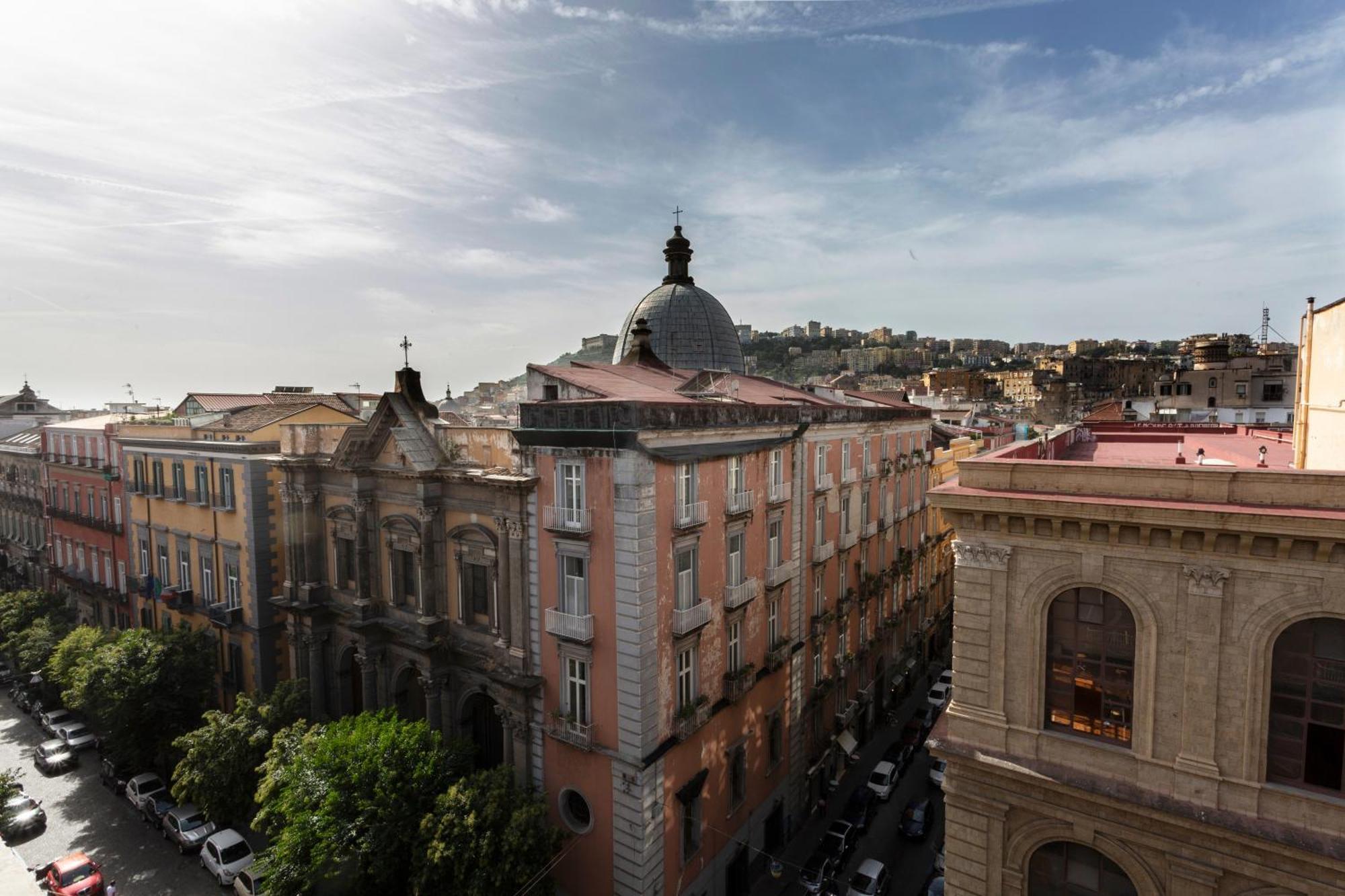 Residenza 33 Hotel Napoli Bagian luar foto