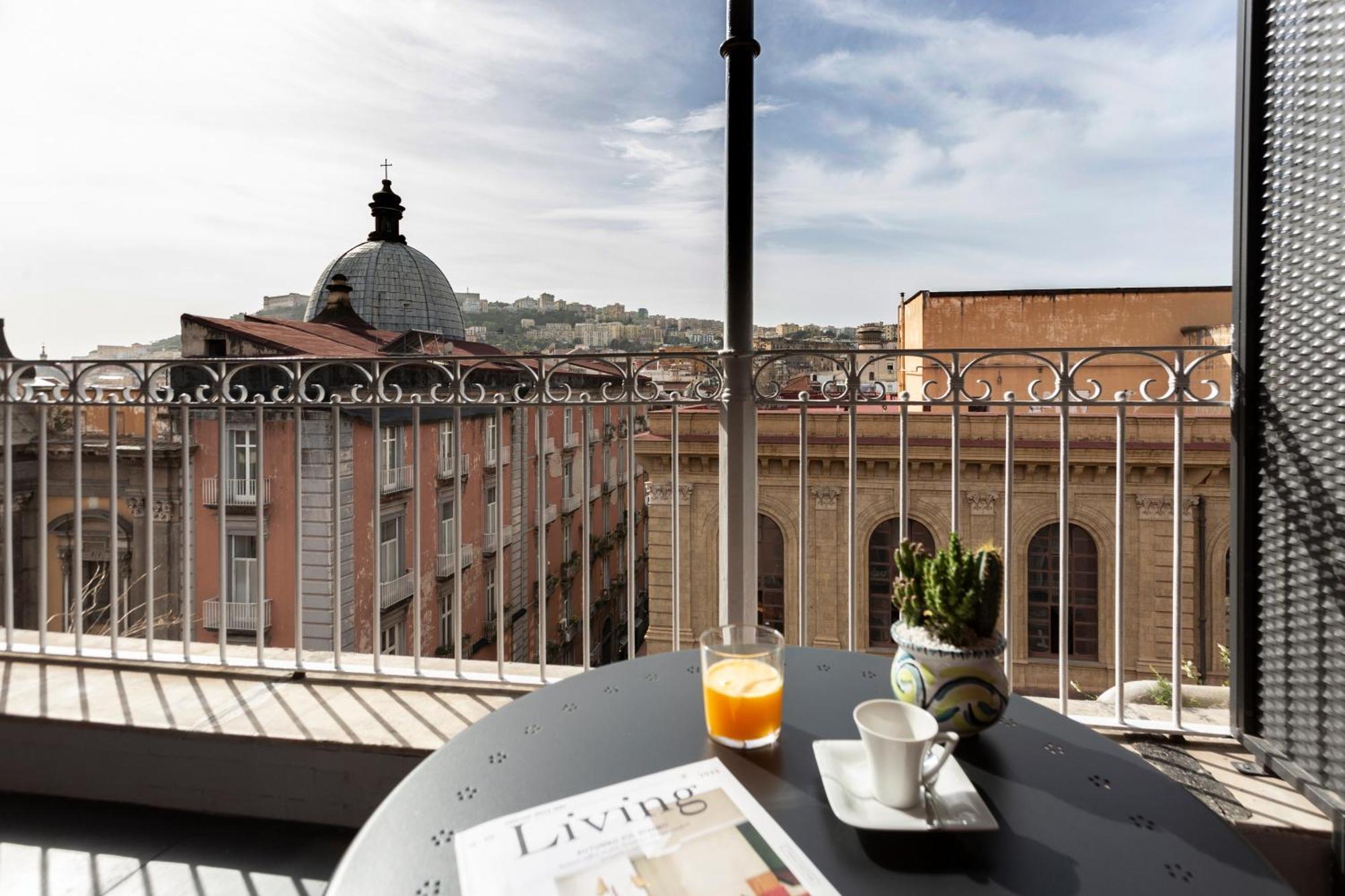 Residenza 33 Hotel Napoli Bagian luar foto
